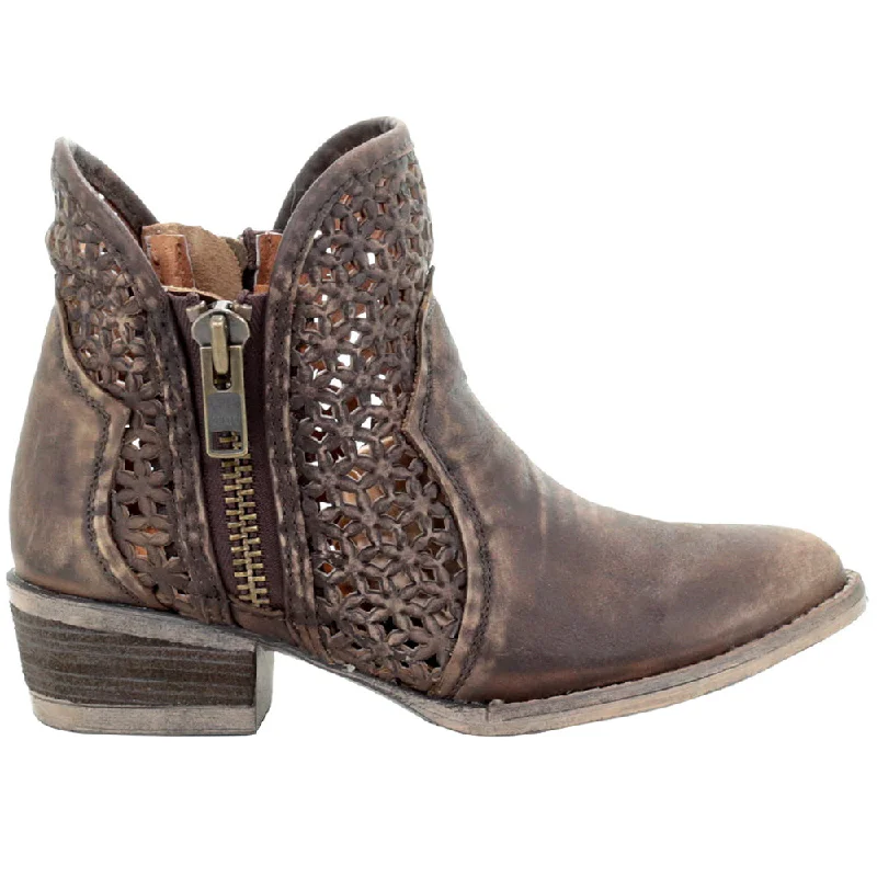 Hand-cut Round Toe Cowboy Booties