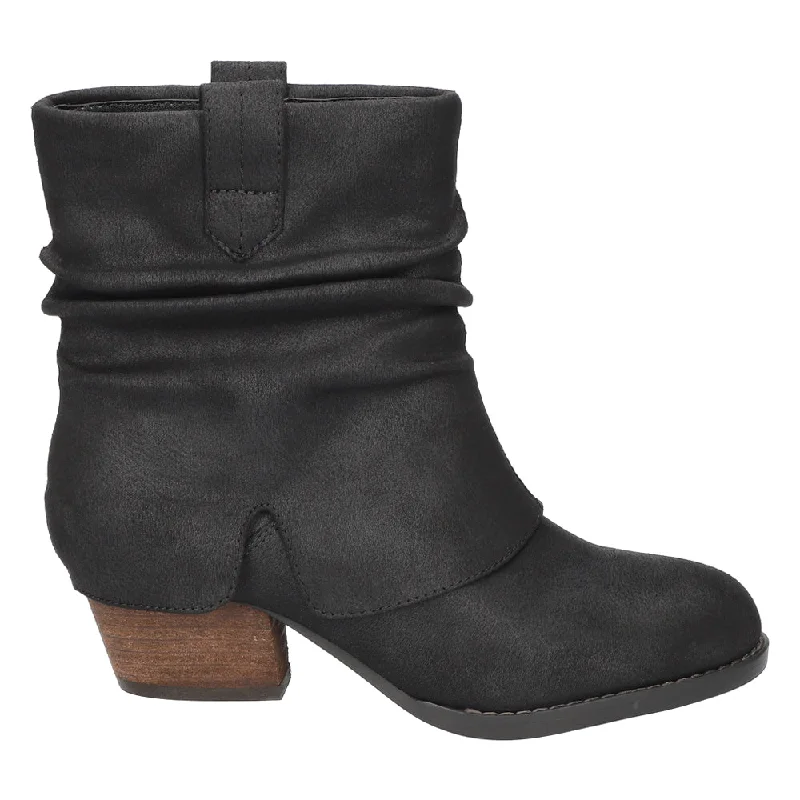 Twyla Round Toe Pull On Booties