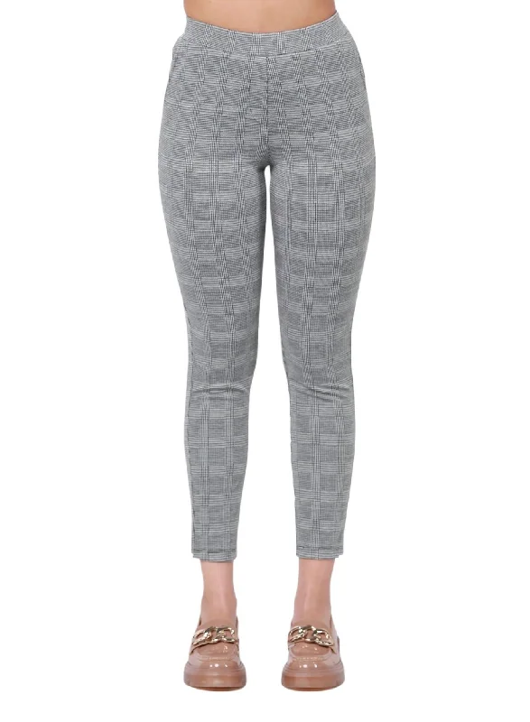 Pull On Knit Trouser In Plaid Perfect