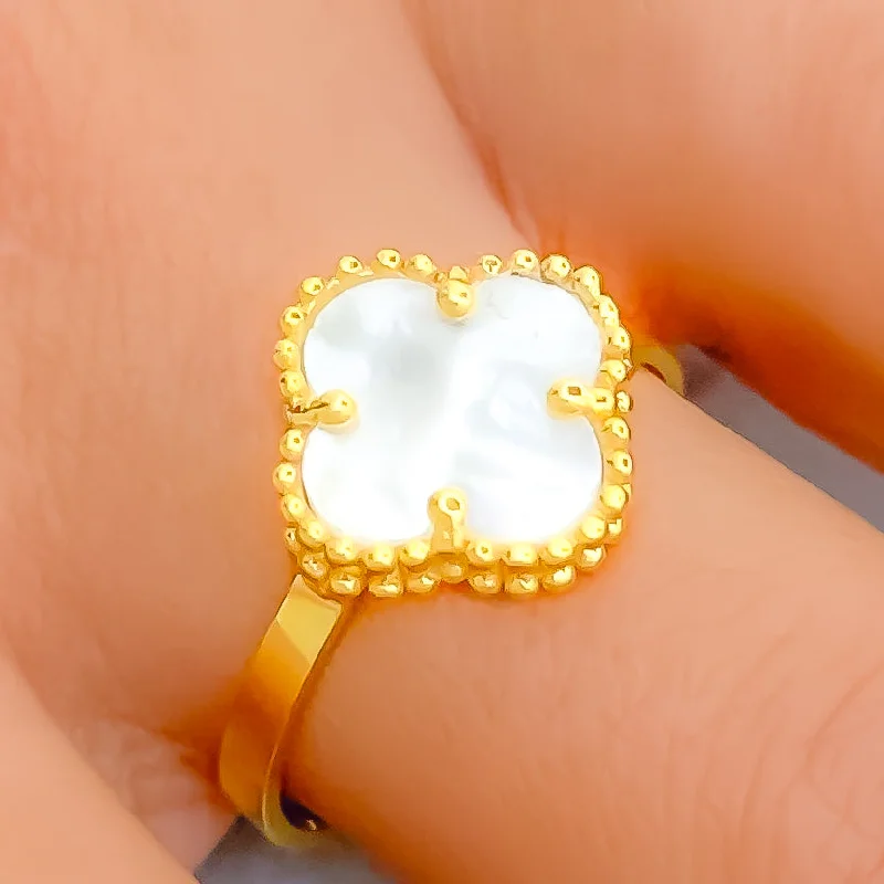 Attractive Blooming 21K Gold Ring - Size 6.75