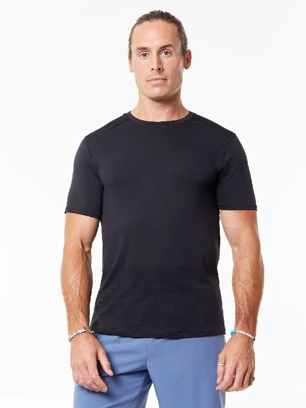 Breeze Seamless Tee | Black